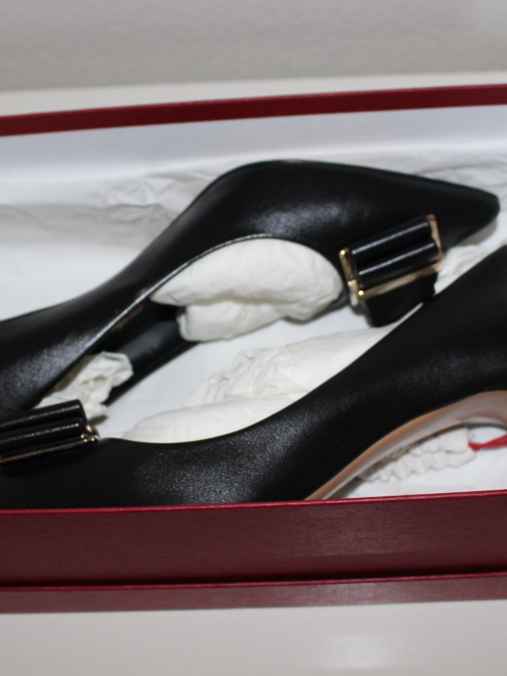 Salvatore Ferragamo  85mm Vara Bow pumps - Picture 8 of 16